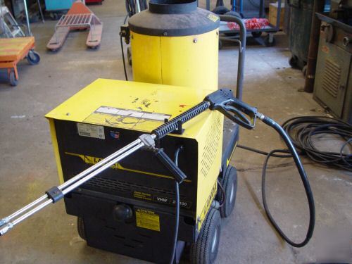 Landa steam cleaner 1000 psi pressure washer vhw 2-1100
