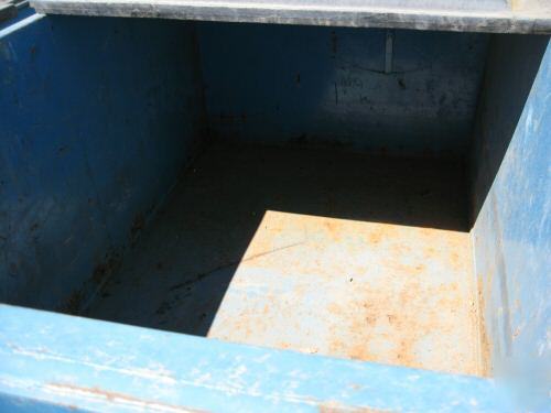 2.8 cubic yard refuse trash container bin rollers 