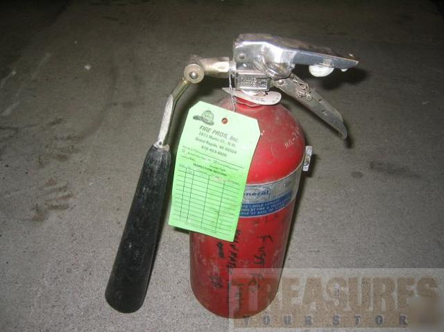 General fire extinguisher model 5 r recharged