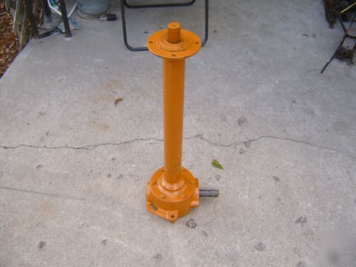 New woods tiller gearbox & drive assembly. 540 x 1-3/8