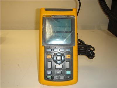 Fluke 124 industrial scopemeter 40MHZ #251
