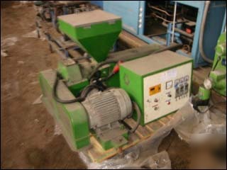 35 mm kween b extruder, 24:1 l/d, 7.5 hp - 19944