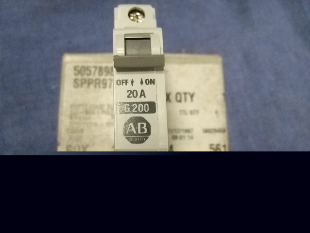 Allen bradley 1 pole circuit breaker 1492-CB1