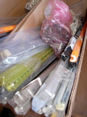 Lot f over 1000PCS mix ttl and lsi ic's signetics mot