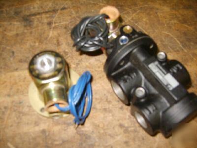 New industrial norgren valve box lot take a 